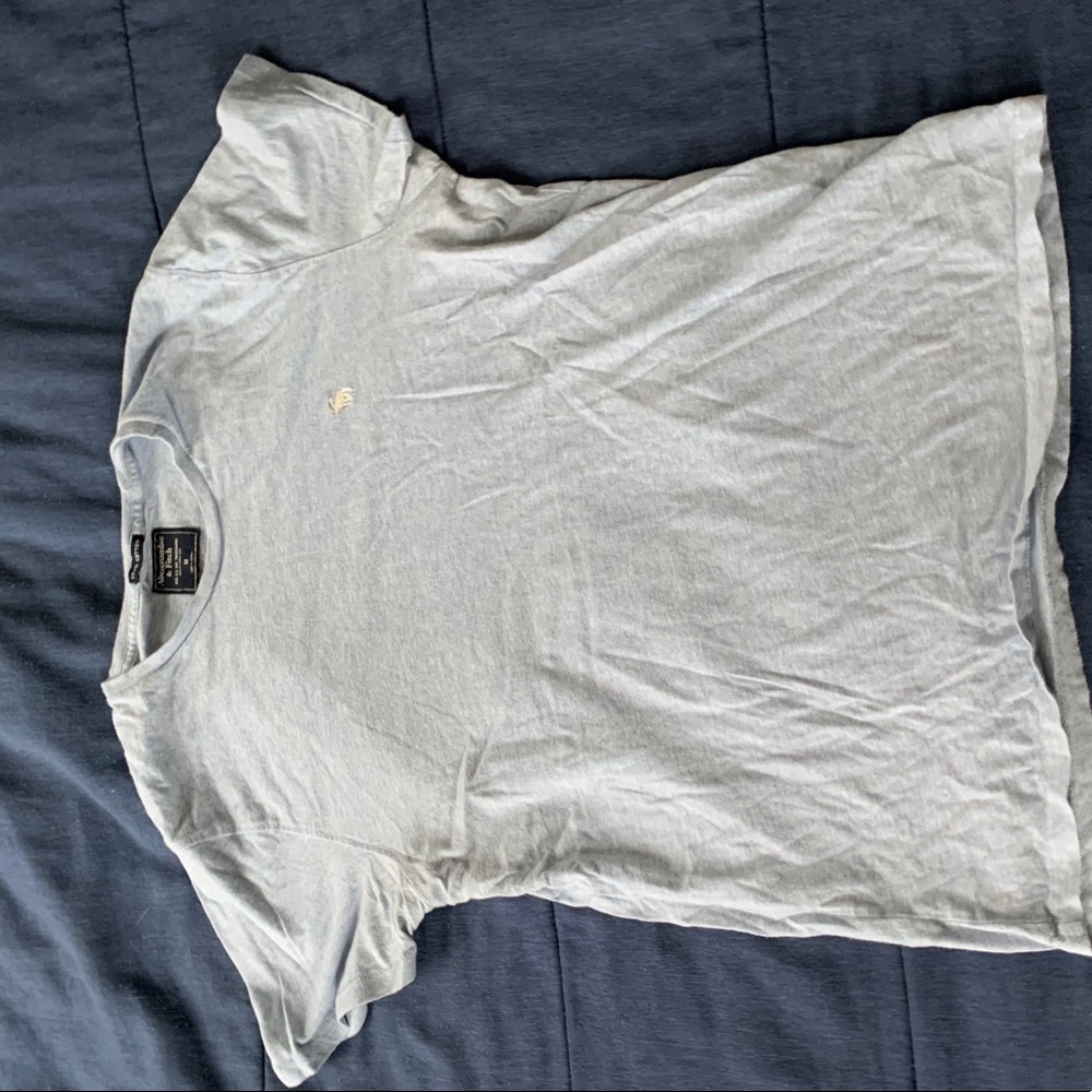 BUNDLE A&F t-shirts